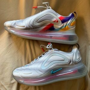 Nike women's Air Max 720 'Airbrush' sneakers/athletic shoes